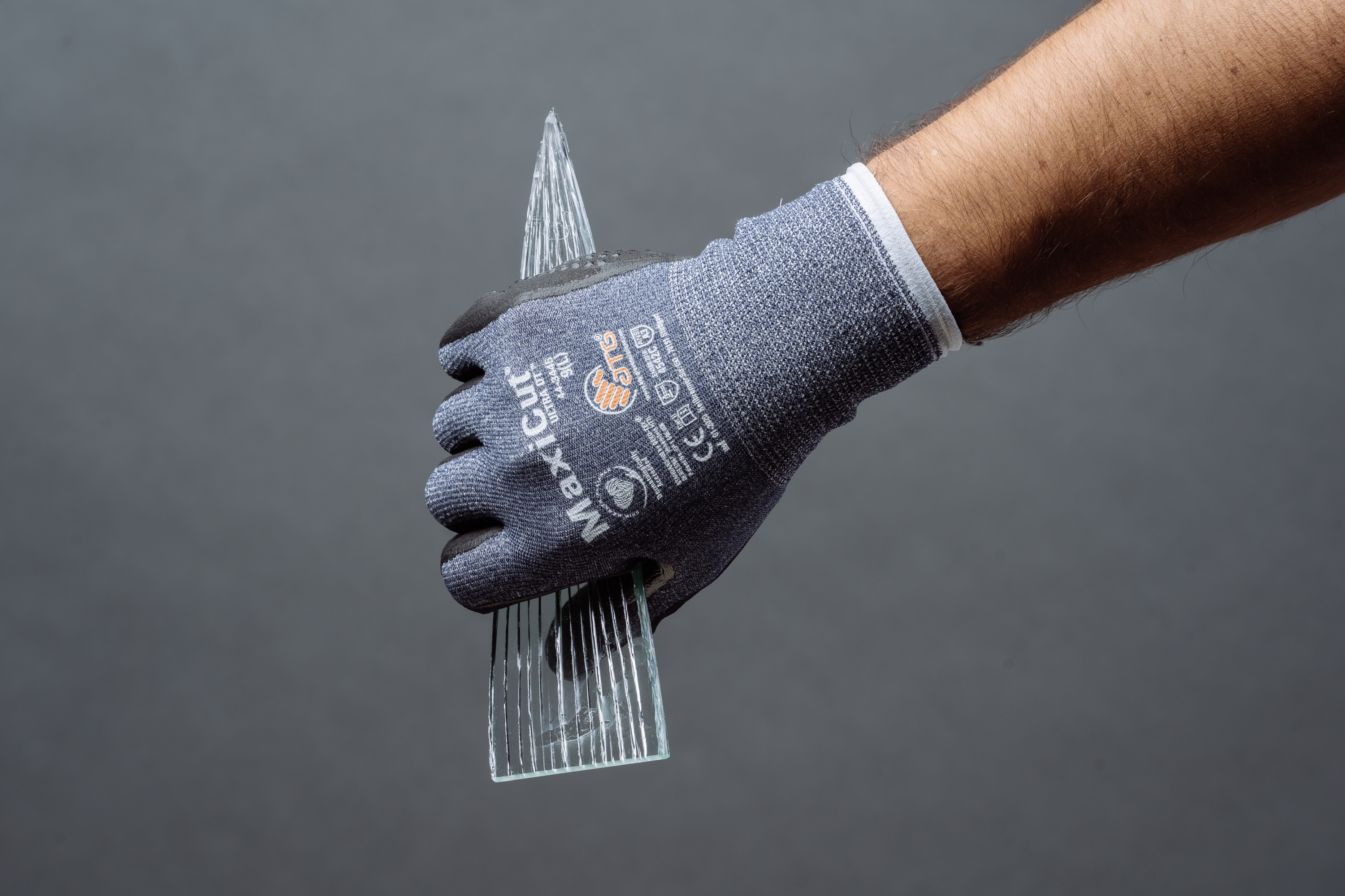 Защитные перчатки от порезов MaxiCut Ultra 44-3745 Фото 9